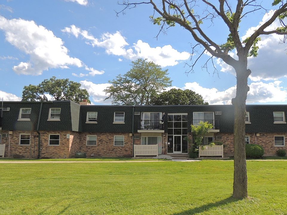 1st image of 8431 W 99th Ter #35-207