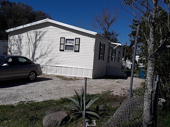 4th image of 1204 Avenue E