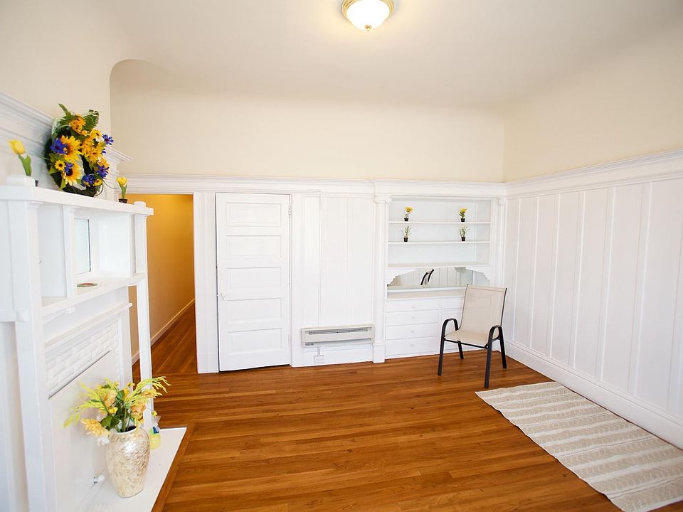 2nd image of 101 Clement St