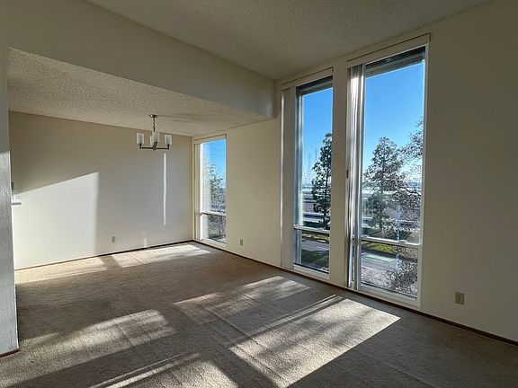 4th image of 1051 Beach Park Blvd APT 305