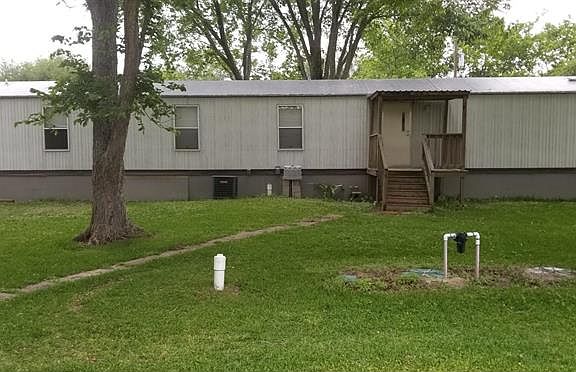 5th image of 10403 Fairview Dr #A