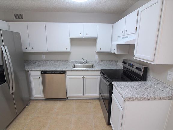 4th image of 5971 NW 11th Pl