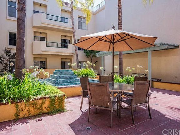 3rd image of 5420 Sylmar Ave APT 318