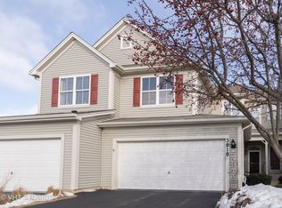 3010 Pleasant Plains Dr #3010, St Charles, IL 60175