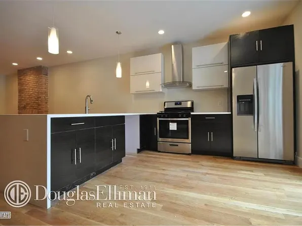 576 Marcy Avenue image 5 of 39