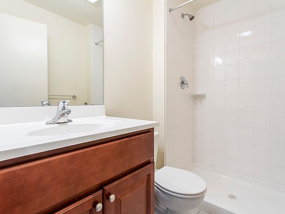 5th image of 1501 W Master St Fl 1