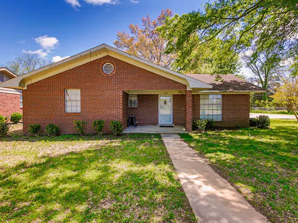 300 Doc Brown St, Marvell, AR 72366