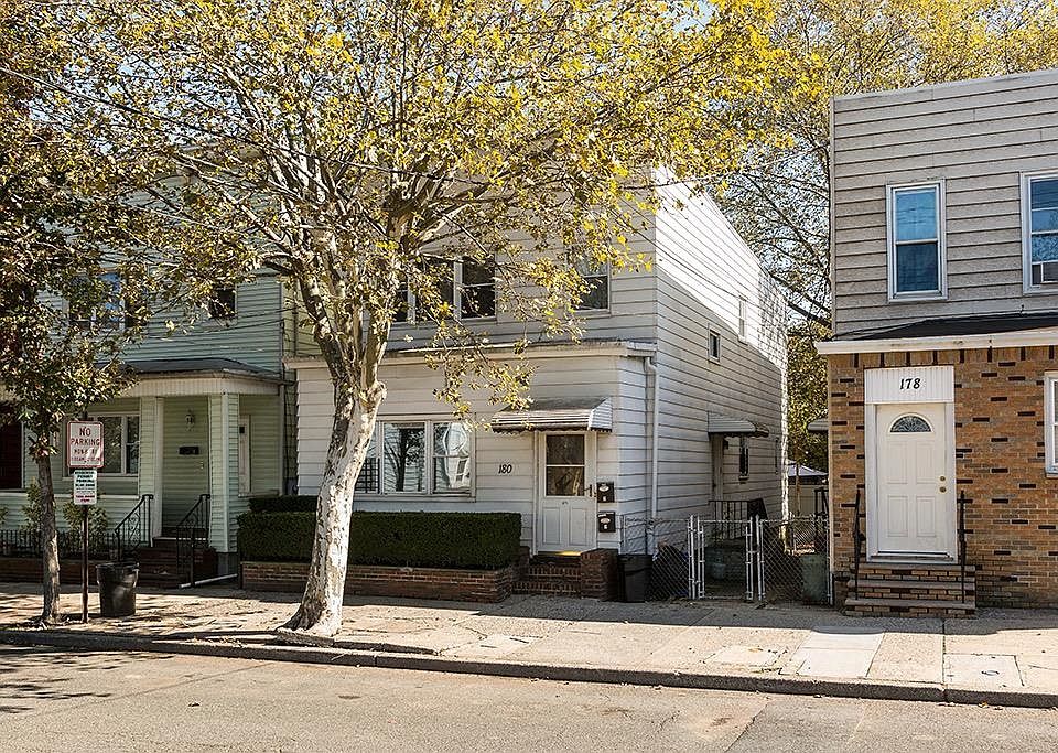 1st image of 180 Avenue F