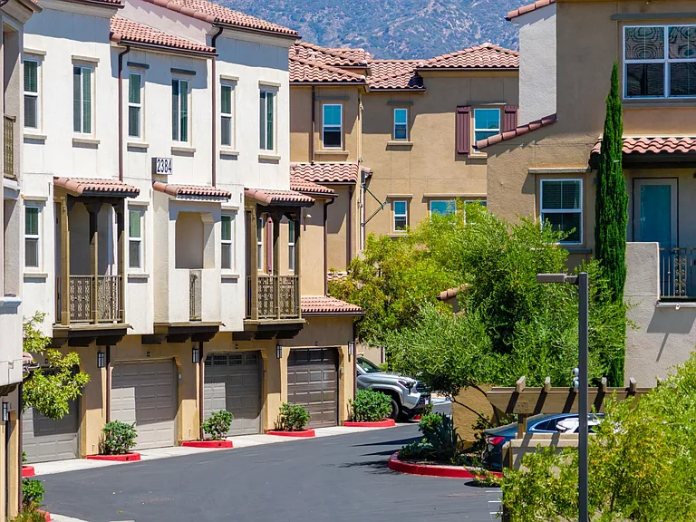 Arrow Vista Village — Photo 75