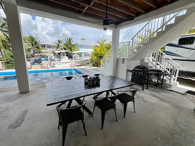 4 bed, $11,800 — Photo 3