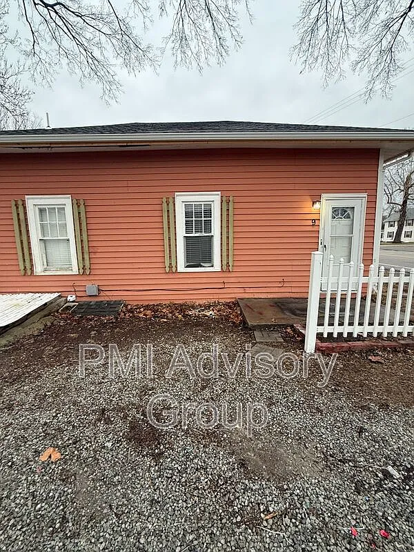 1 bed, 1.0 bath, 600 sqft, $750 — Photo 1