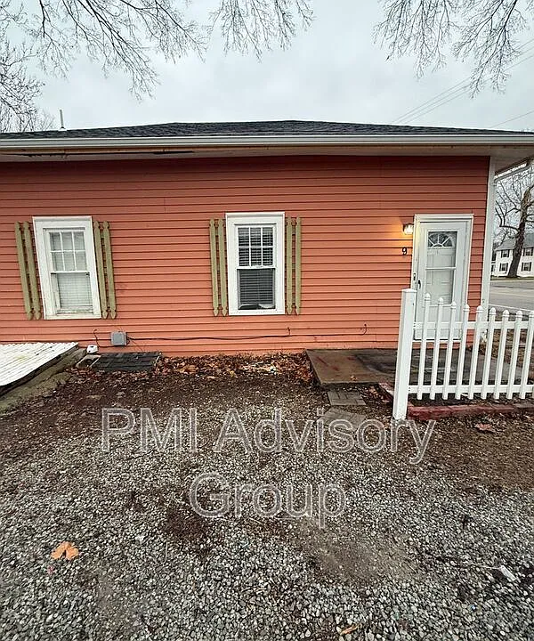 308 Chestnut St #9