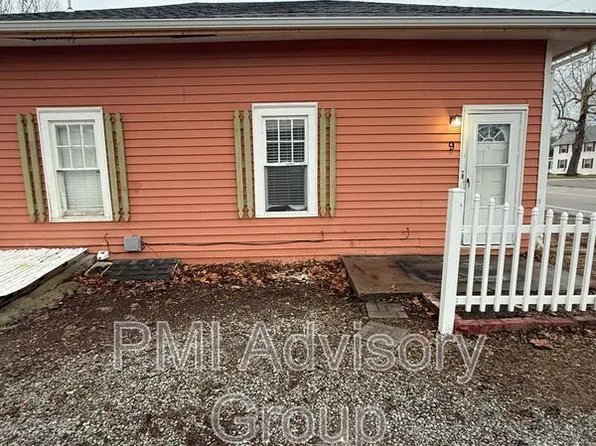 308 Chestnut St APT 9, Silver Lake, KS 66539