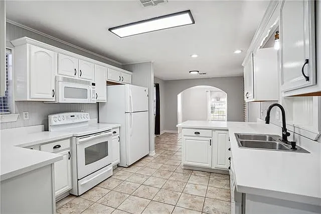 2 Schill Ave — Photo 8