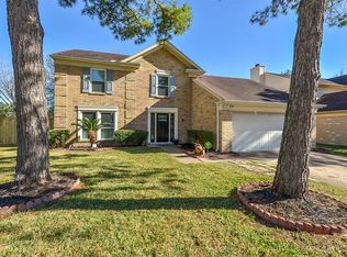 8114 Pine Falls Dr, Houston, TX 77095