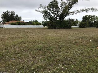 1232 Skyline Blvd, Cape Coral, FL 33991