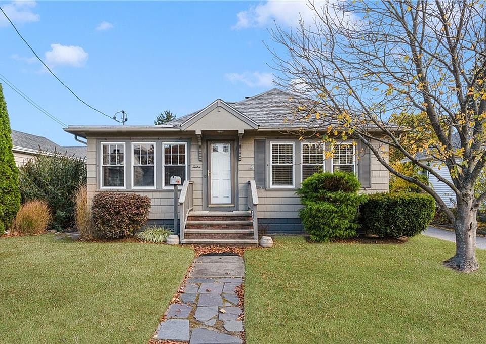 1st image of 12 Rosewood Ave