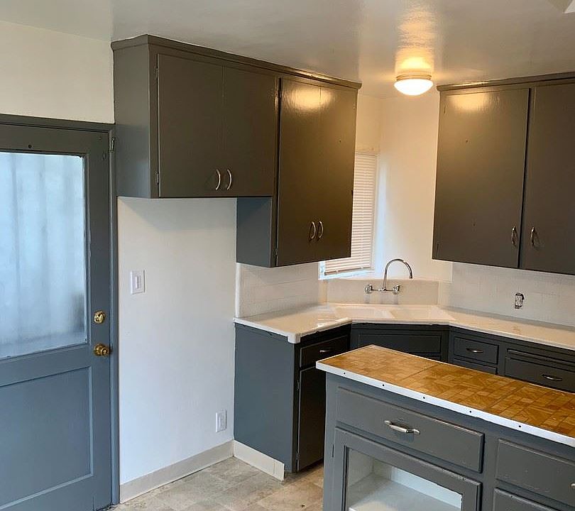 1st image of 4033 Palmwood Dr #2