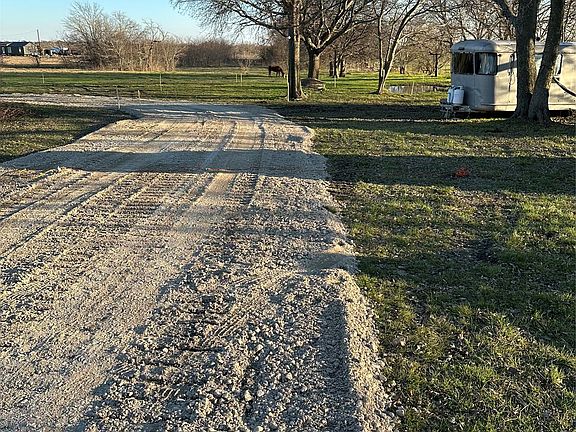 2nd image of 5740 County Road 107