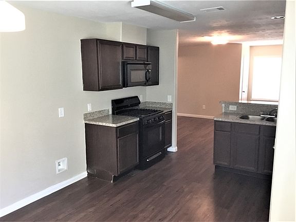 5th image of 22346 Queenbury Hills Dr