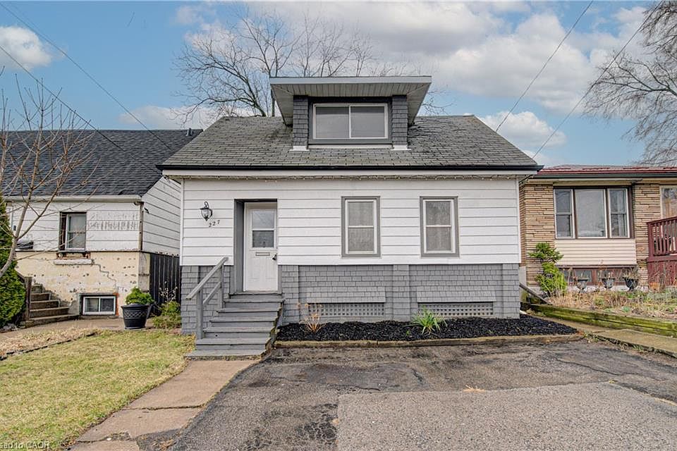 1st image of 227 E 23rd St