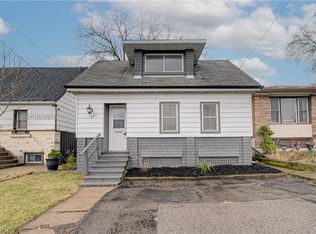 227 E 23rd St, Hamilton, ON L8V 2X2