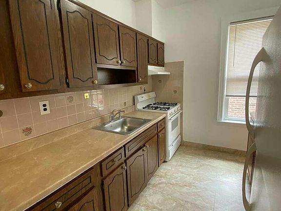 3rd image of 40-25 201st St #2B