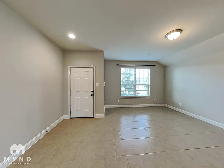 3367 De Coronado Trl — Photo 5