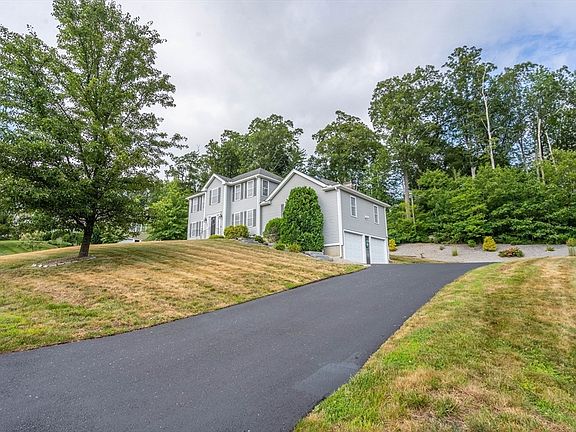 4th image of 142 Blair Dr