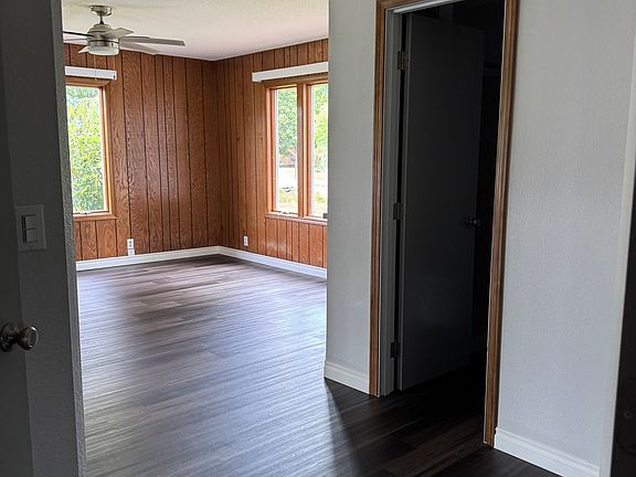 Master Bedroom & Bathroom