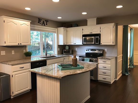 3rd image of 8712 168th Street Ct E