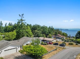 1278 Canterbury Ln, Oak Harbor, WA 98277