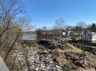 2686 W Main St #2S, Wappingers Falls, NY