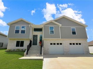 70 SE 461st Rd, Warrensburg, MO 64093