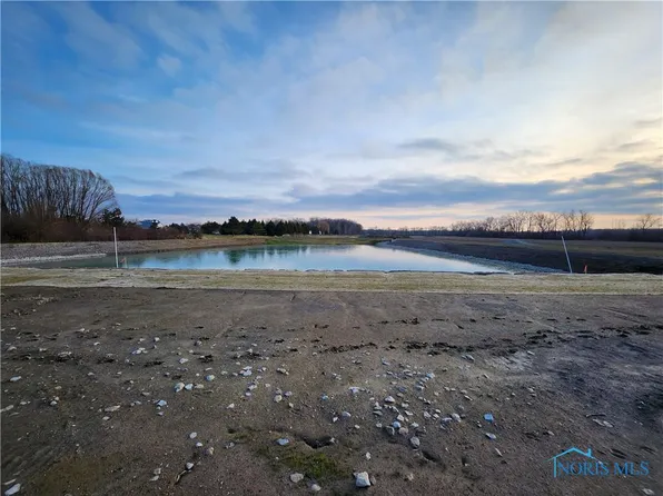 9017 Driftwood Ct, Sylvania, OH 43560