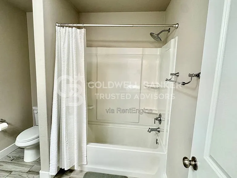 3108 Urbana Ave — Photo 17