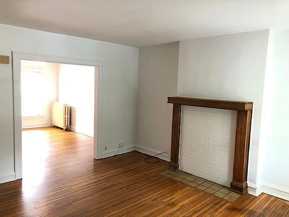 4th image of 289 E 18th Ave