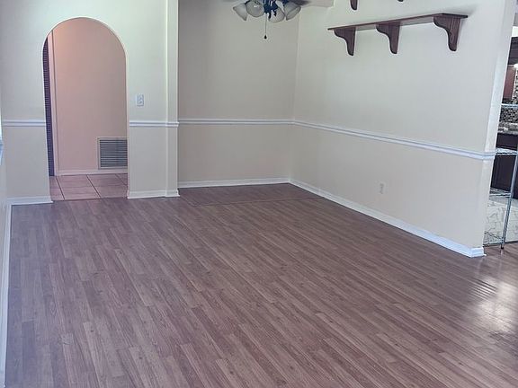 2nd image of 4907 NE 6th St