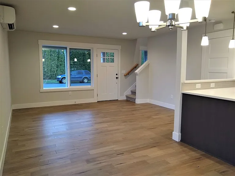 1027 Wilson St #1401 — Photo 2