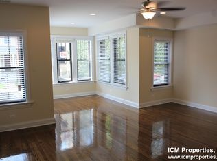 3711 N Wilton Ave #2A, Chicago, IL 60613