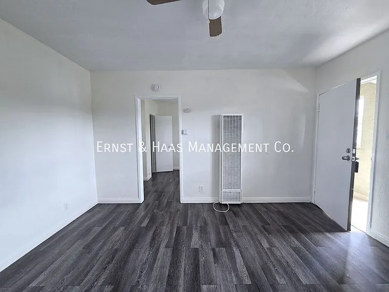 1527 Junipero Ave #20 — Photo 5