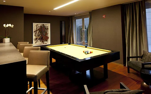 Rented by Level Group | media 15