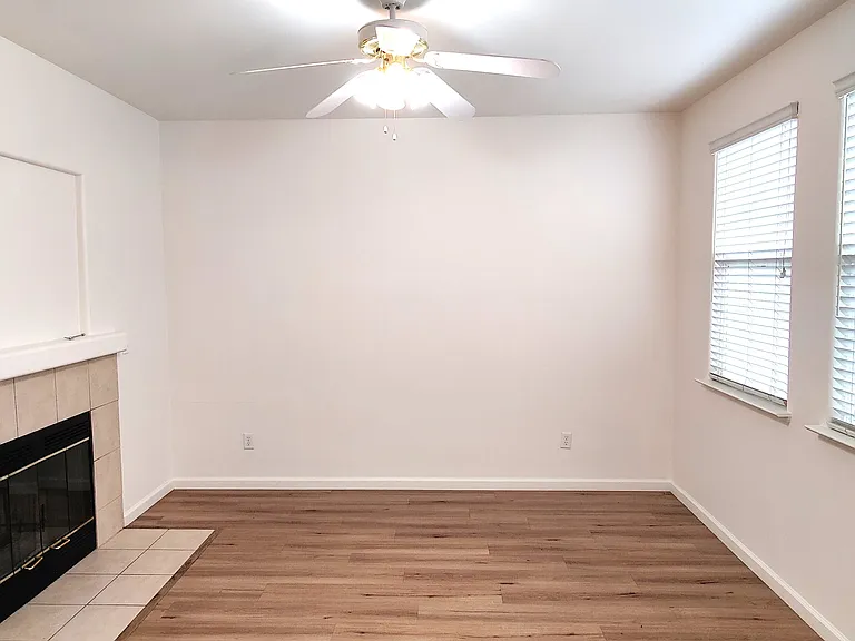 60 W Brittany Ln — Photo 10