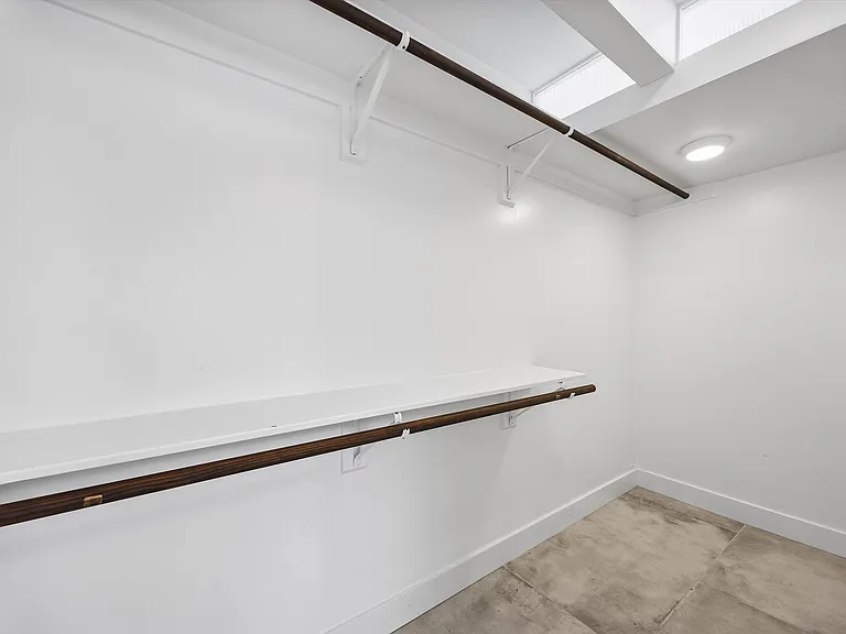 1815 Ridgewood Dr — Photo 16