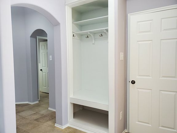 4th image of 11922 Golden Lodge Ln