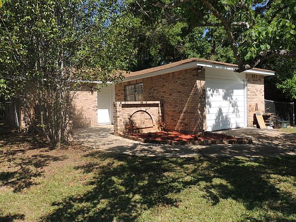 3rd image of 2000 S Haven Dr