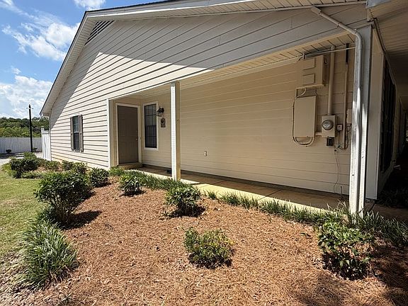 2nd image of 117 Cedar Ct
