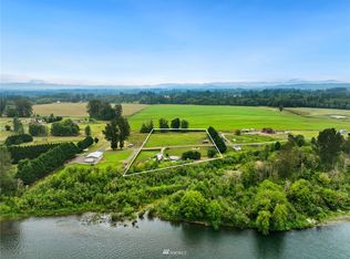 177 Shoreline Dr, Toledo, WA 98591