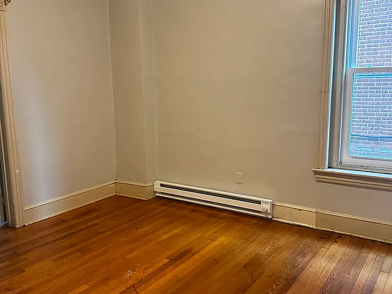 middle room from Hallway