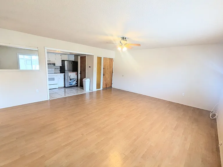 360 Base Ave E #424 — Photo 5